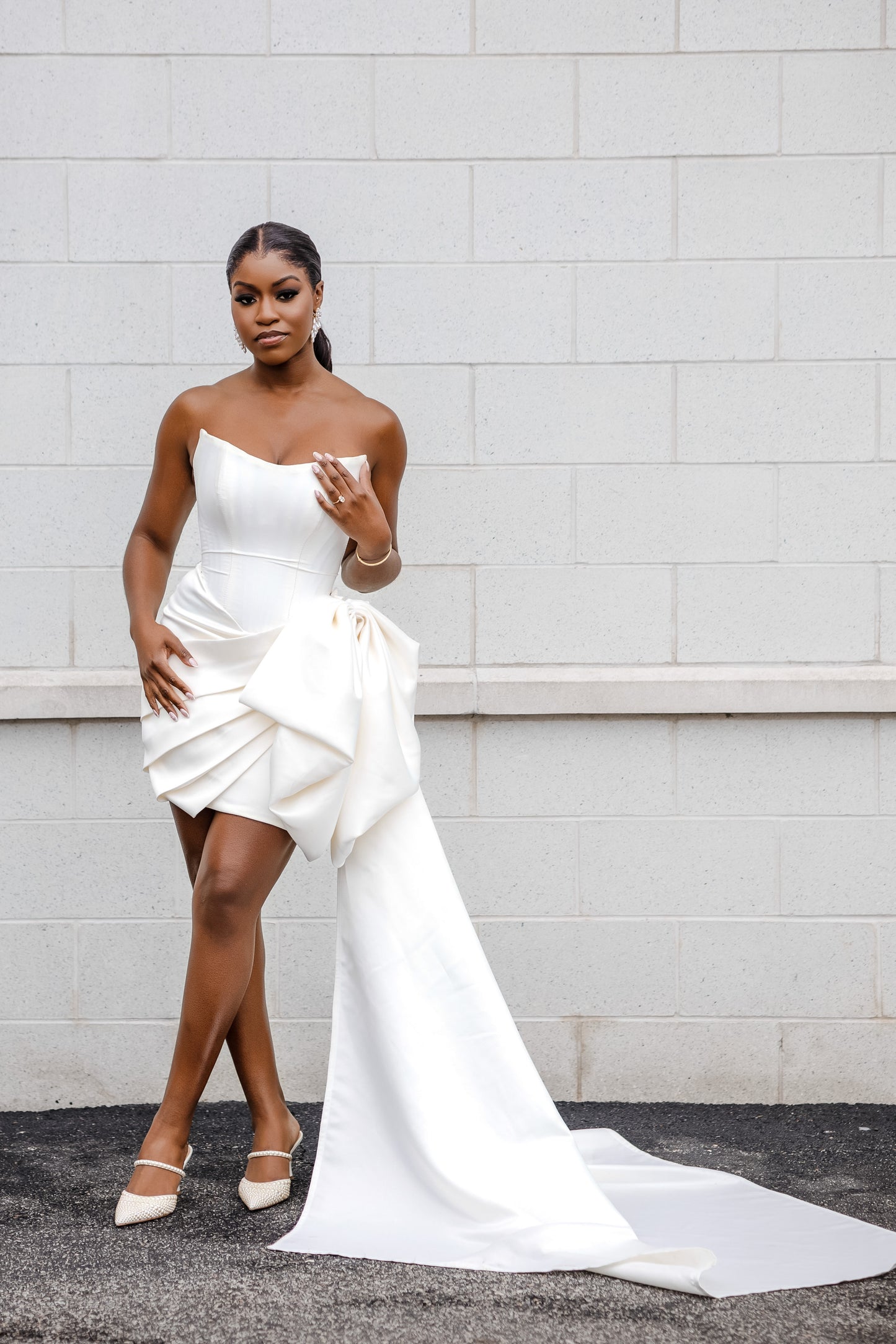 The Ra bow dress